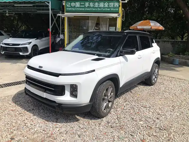 Geely ICON