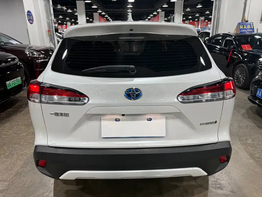 Toyota Corolla Cross — миниатюра 4