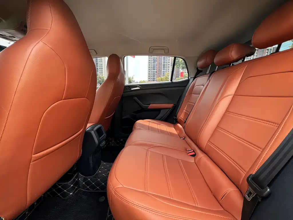 Volkswagen Tharu — миниатюра 6