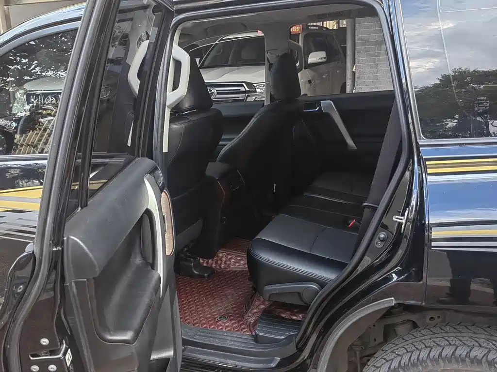Toyota Land Cruiser Prado 2018 2.7L