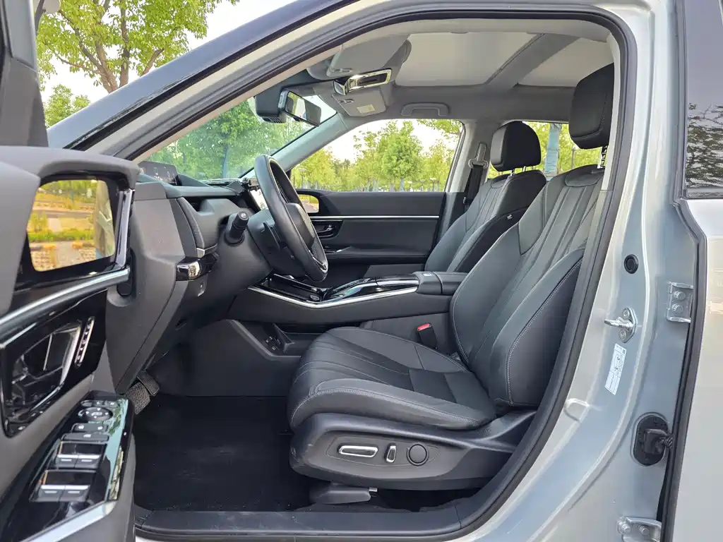 Honda Hiroyo Honda P7 — миниатюра 9