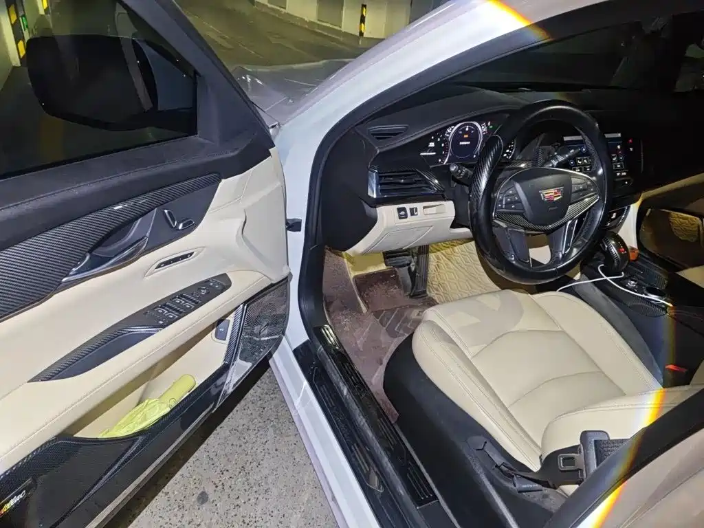 Cadillac CT6 — миниатюра 14