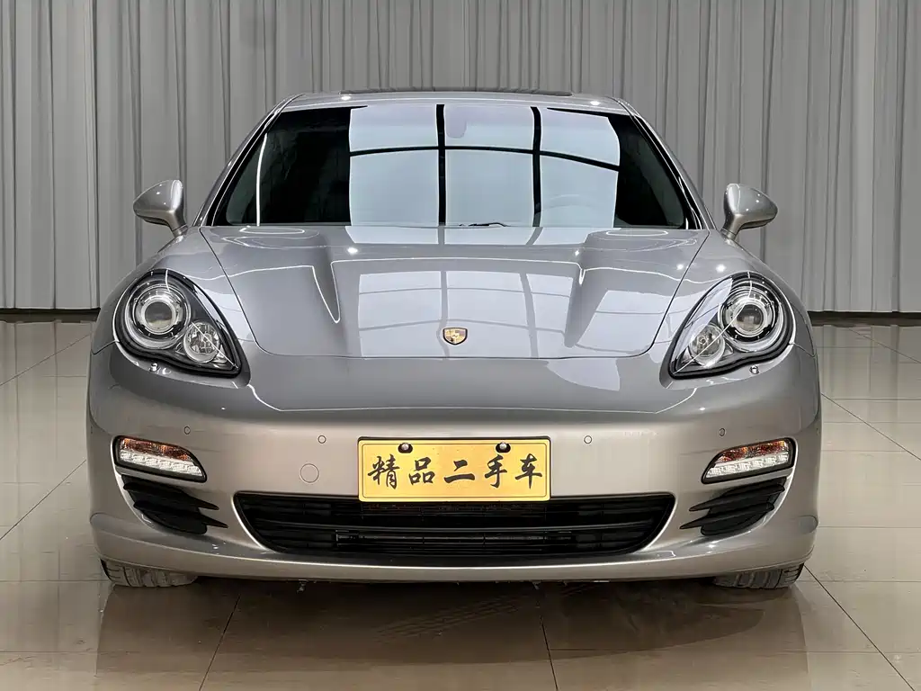 Porsche Panamera 2013 Panamera Platinum Edition 3.6L