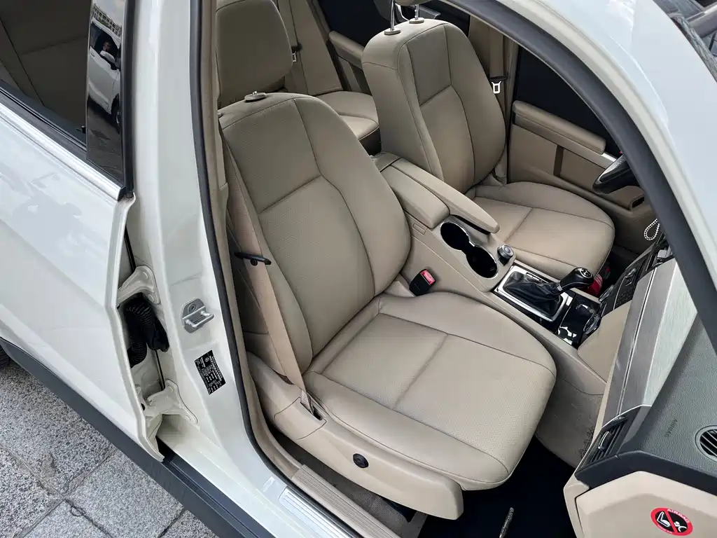 Mercedes-Benz GLK-Class (Import) — миниатюра 19