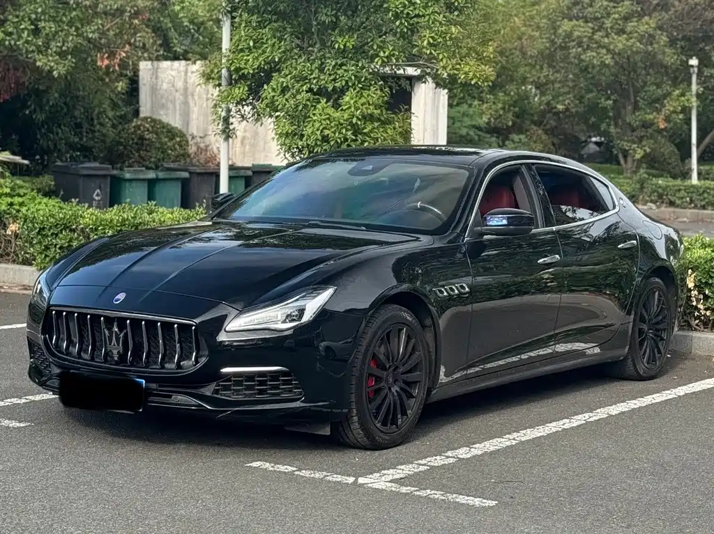 Maserati Quattroporte — миниатюра 10