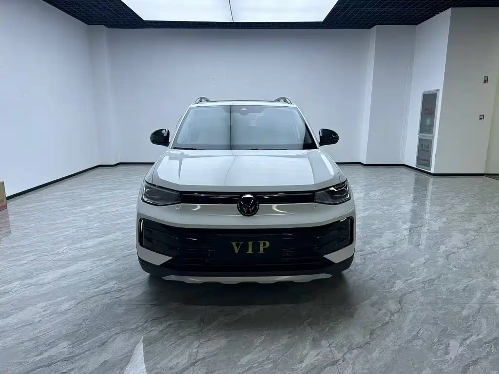VOLKSWAGEN TUYUE