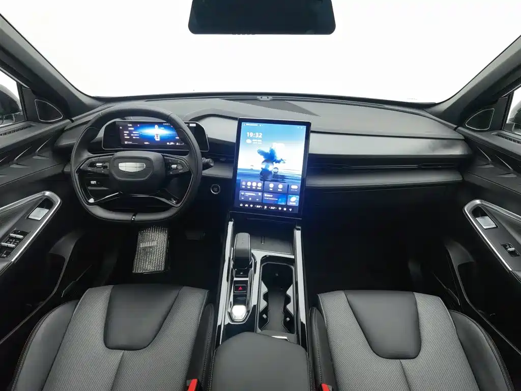 GEELY AUTOMOBILE BOYUE