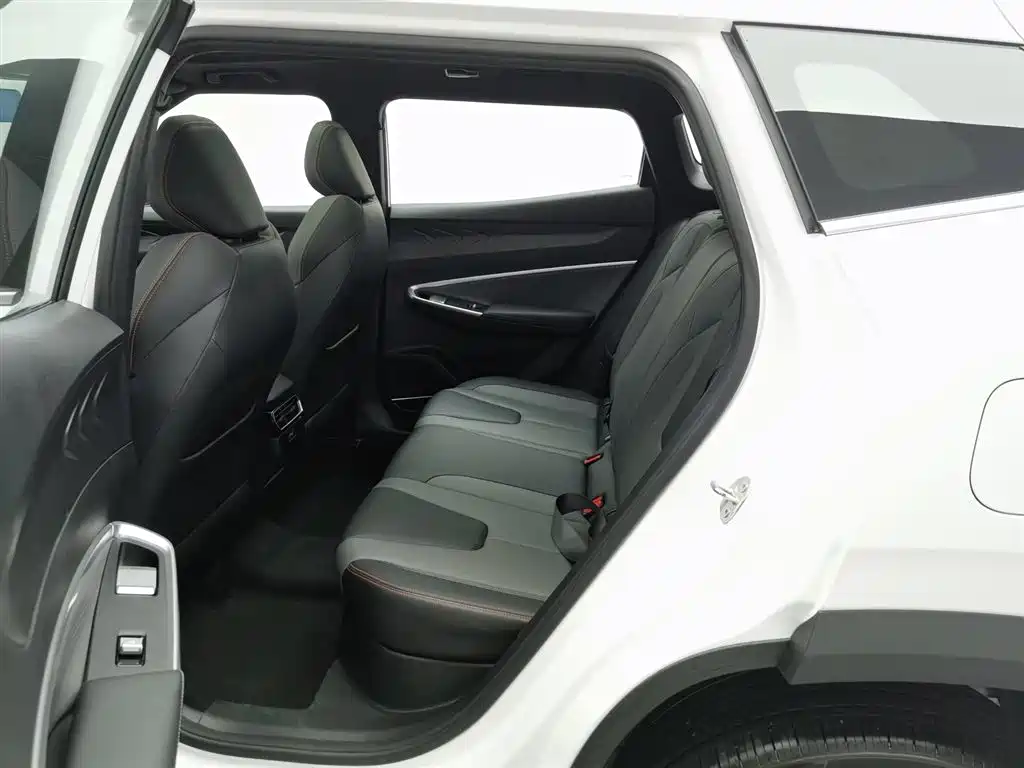 GEELY AUTOMOBILE BOYUE