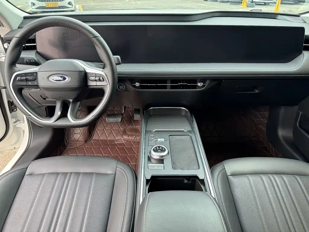 Ford Mondeo — миниатюра 8