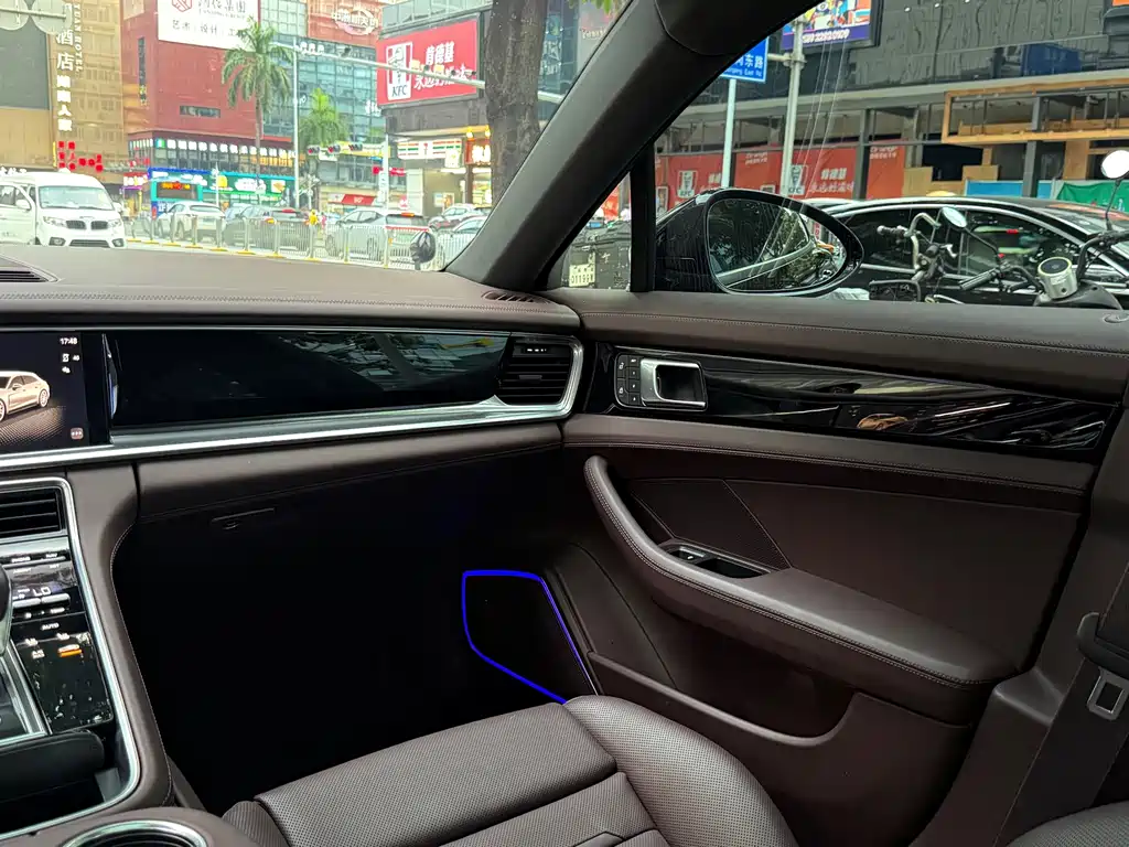 Porsche Panamera — миниатюра 18