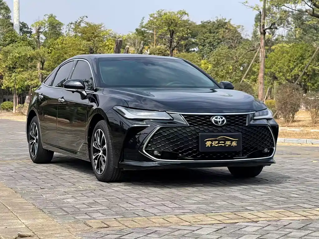 TOYOTA ASIAN DRAGON