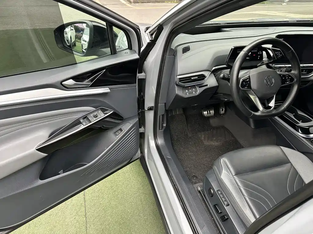 VOLKSWAGEN ID.4 CROZZ