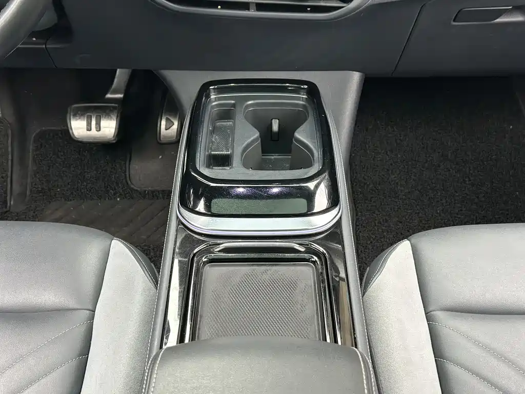 VOLKSWAGEN ID.4 CROZZ