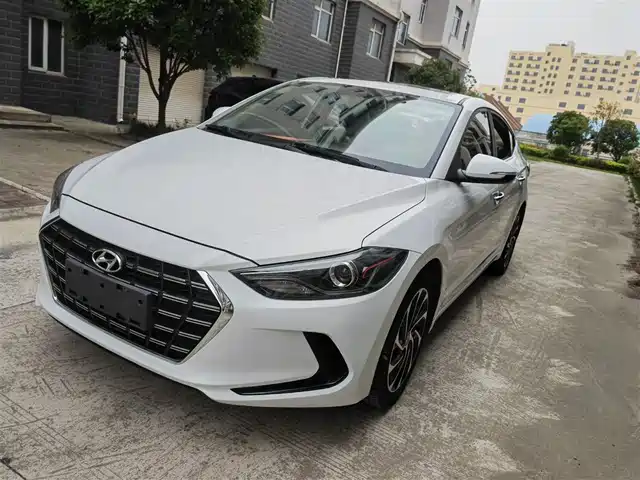HYUNDAI LEAD