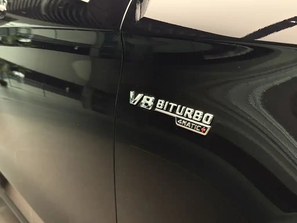 MERCEDES-BENZ GLC AMG