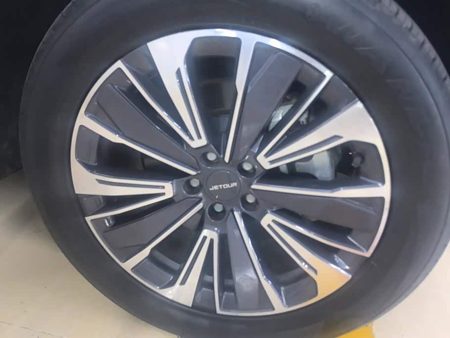 Jetour Jetour Dasheng 1.5 л 2024 г. Чёрный, пробег 11399 км