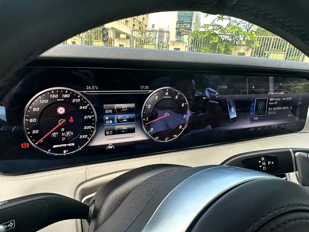 Mercedes-Benz S-Class — миниатюра 16