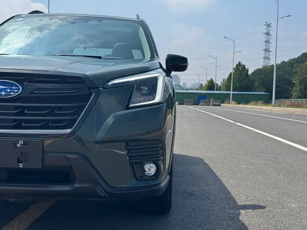SUBARU FORESTER