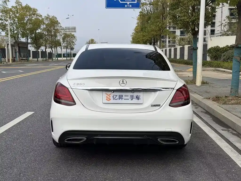 MERCEDES-BENZ C CLASS
