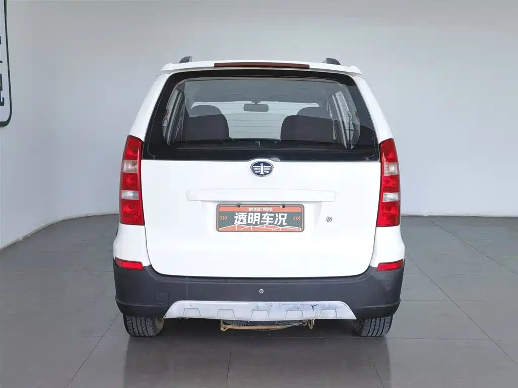 FAW S80 2014 1.3L MT 5 мест