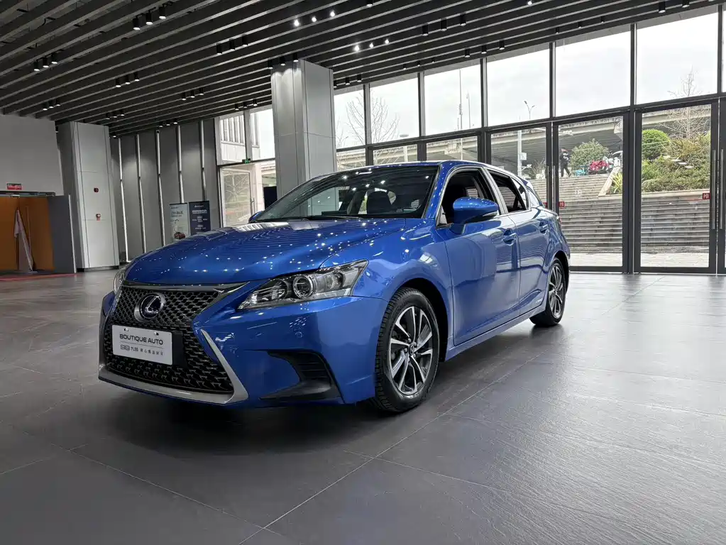 LEXUS CT