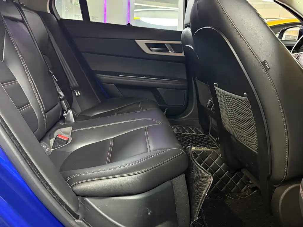 Jaguar XEL — миниатюра 9