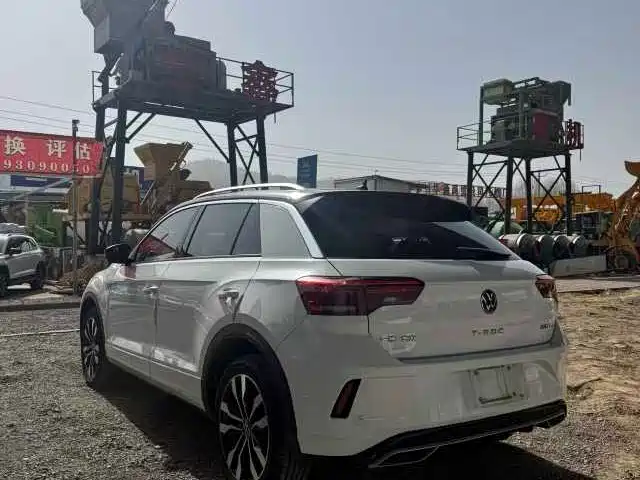 VOLKSWAGEN T ROC EXPLORING SONGS