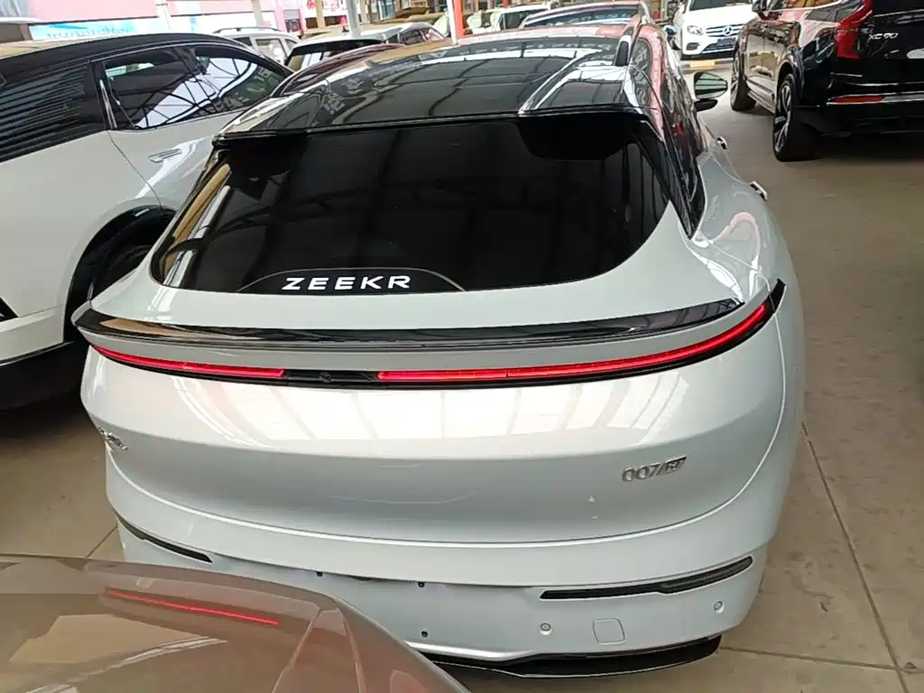 Zeekr Крайний Криптон 007 GT — миниатюра 6