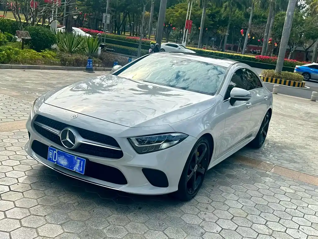 Mercedes-Benz CLS 2020