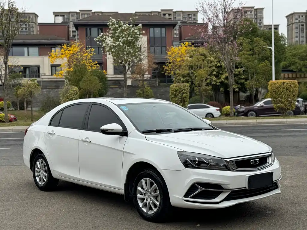 Geely Emgrand 2020 1.5L MT Luxury