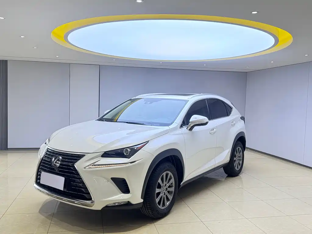 Купить Lexus NX