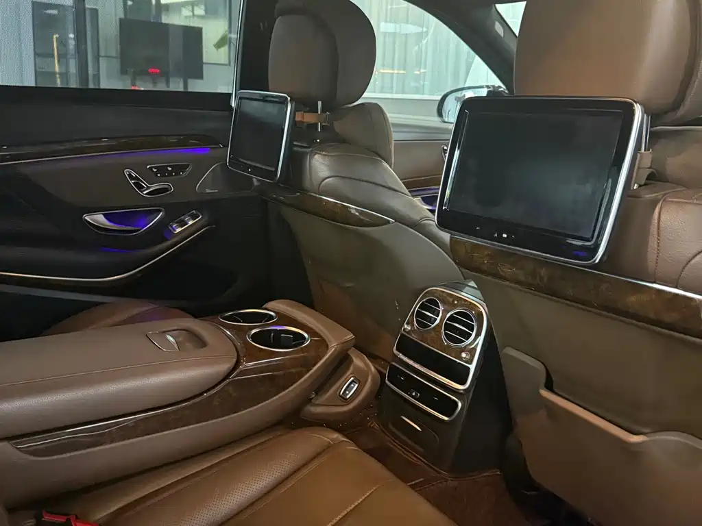 Mercedes-Benz S-Class — миниатюра 9