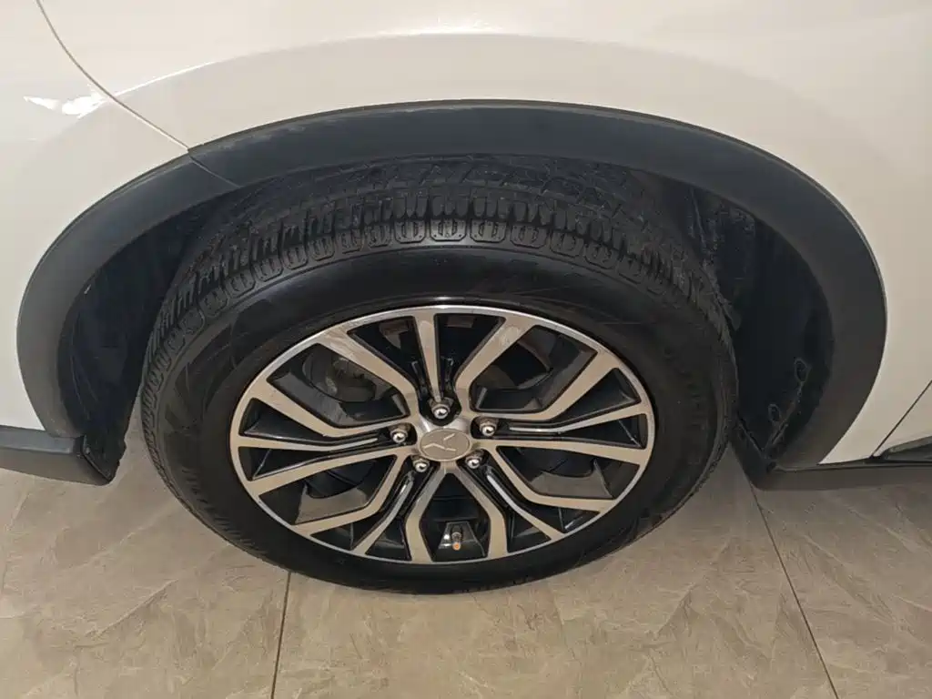 Mitsubishi Outlander (Import) — миниатюра 23
