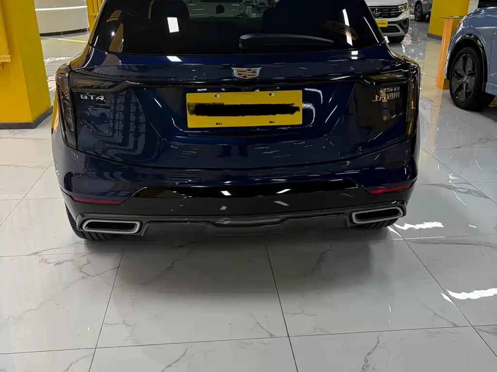 Cadillac GT4 — миниатюра 8