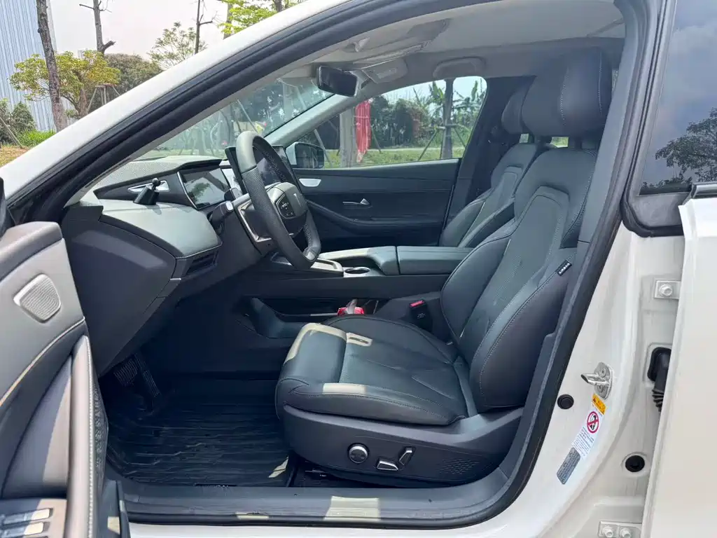 Changan Deepal DARK BLUE SL03