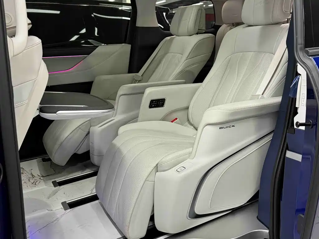 BUICK GL8 NEW ENERGY