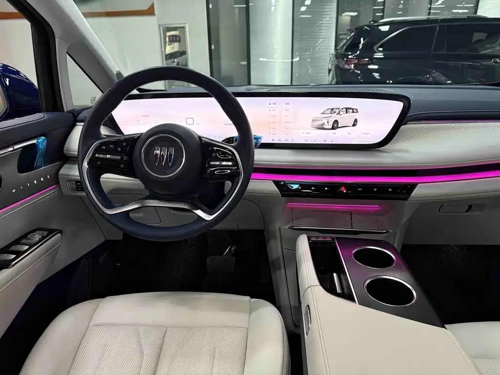 BUICK GL8 NEW ENERGY