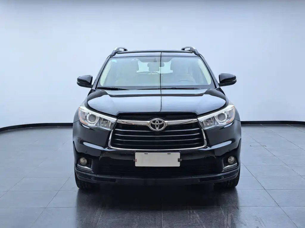 Toyota Highlander 2017 2.0T Elite 7 мест
