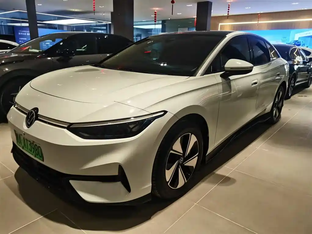 VOLKSWAGEN ID.7 VIZZION