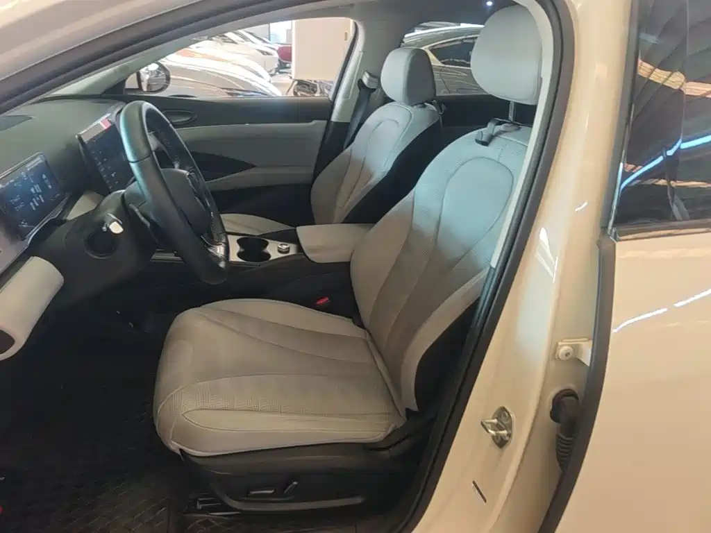 BYD Seal 06 DM-i Touring — миниатюра 15