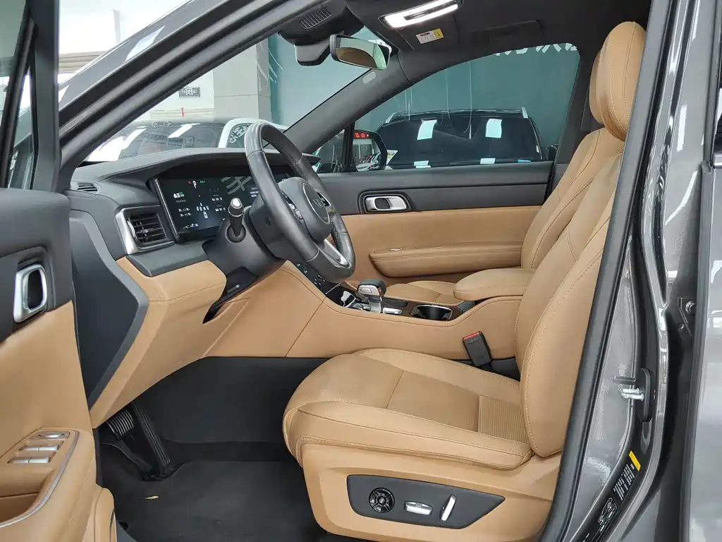 Li Auto ONE 2021 6 мест