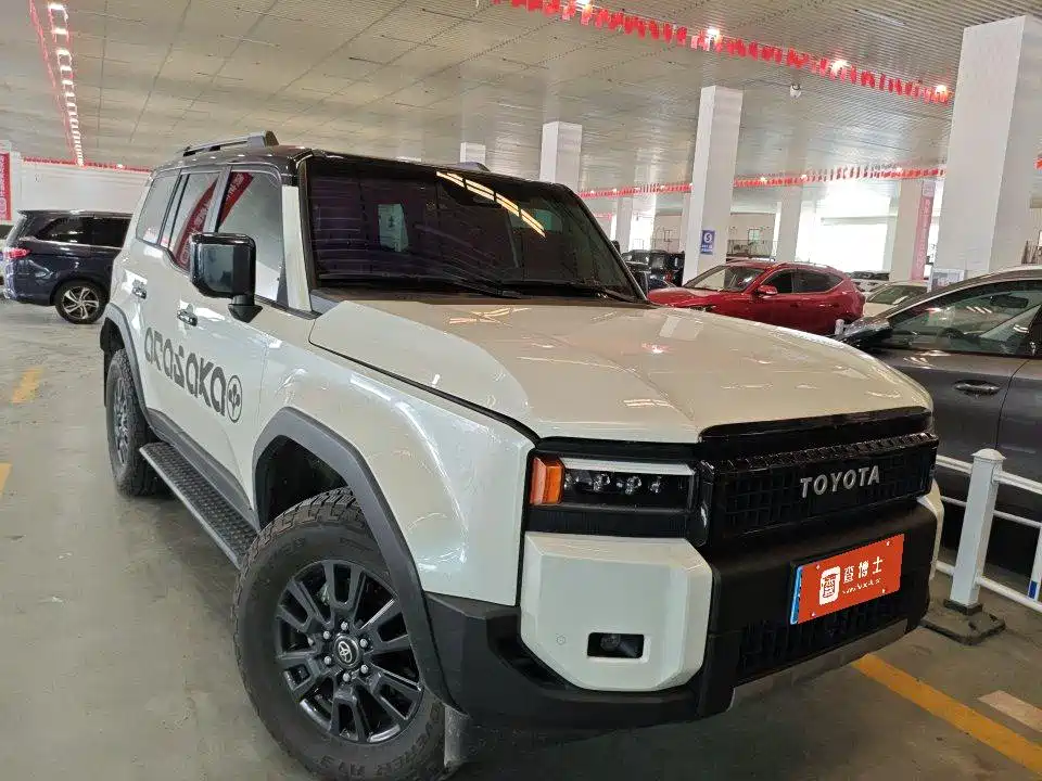 Toyota Land Cruiser Prado 2024 2.4T TX 5 мест