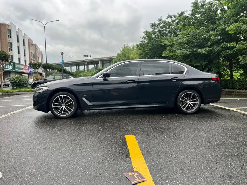 BMW 5 Series 5 2021 525Li M Sport