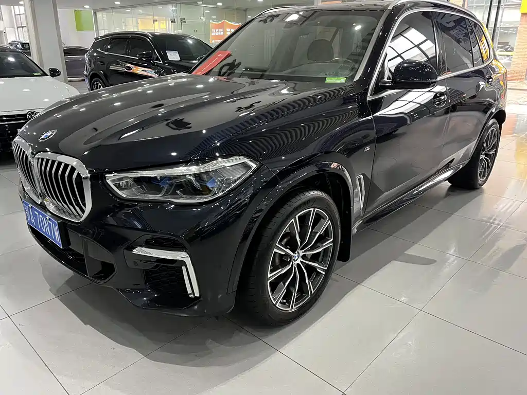 Купить BMW X5