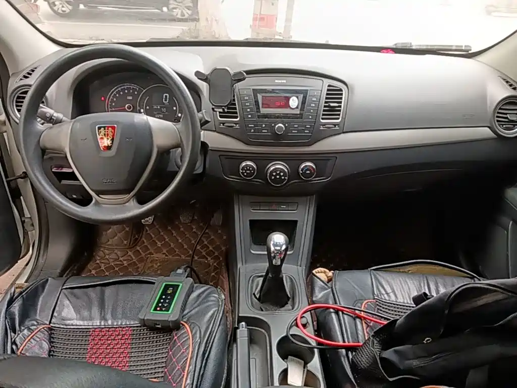 Roewe 350 — миниатюра 10