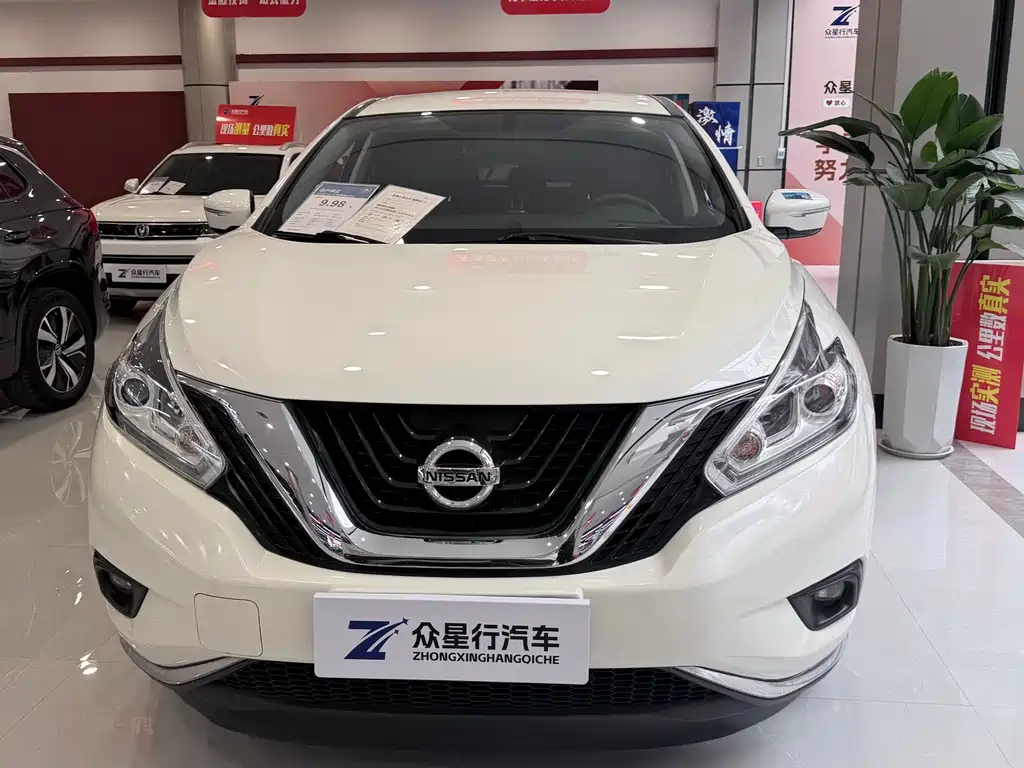 NISSAN LOULAN