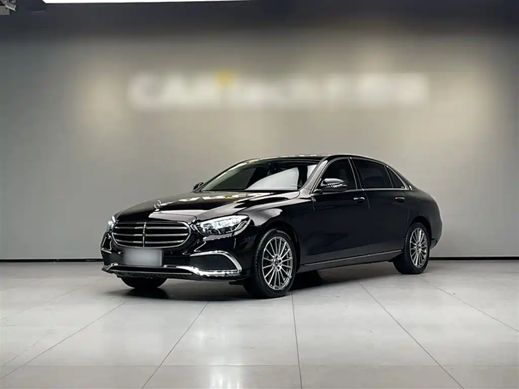 Mercedes-Benz E-Class 2022