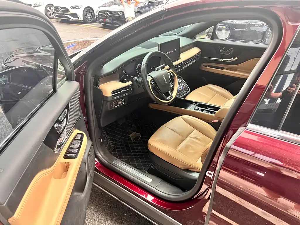 Lincoln Corsair 2020 2.0T