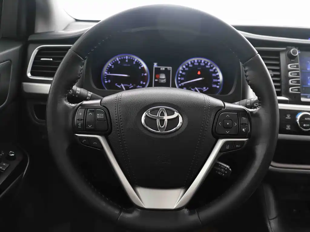 Toyota Highlander 2018 2.0T Luxury 7 мест VI