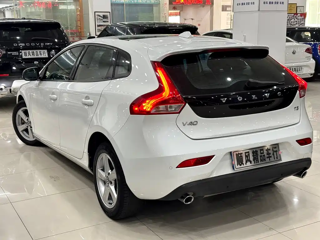 Volvo V40 — миниатюра 3